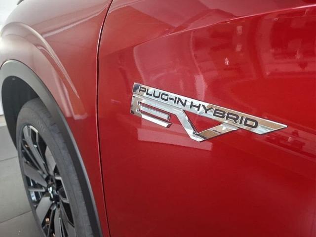 Mitsubishi Outlander PHEV 4WD Kaiteki