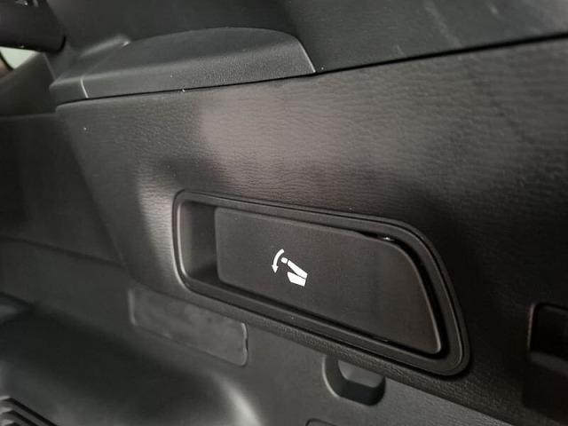 Mitsubishi Outlander PHEV 4WD Kaiteki