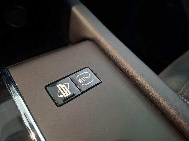 Mitsubishi Outlander PHEV 4WD Kaiteki