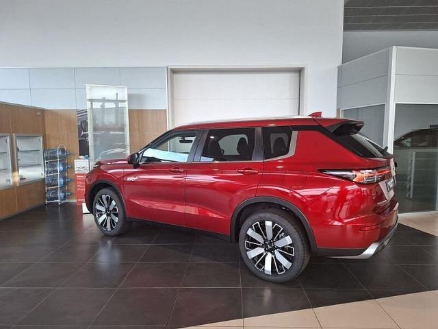 Mitsubishi Outlander PHEV 4WD Kaiteki