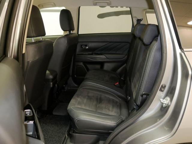 Mitsubishi Outlander 2.0 PHEV Kaiteki Auto 4WD 203 CV