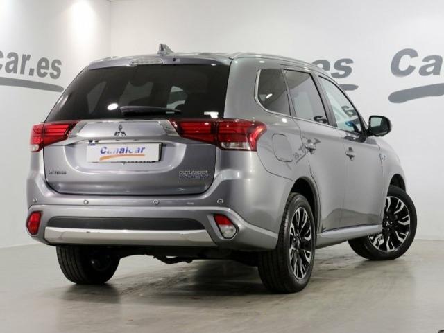 Mitsubishi Outlander 2.0 PHEV Kaiteki Auto 4WD 203 CV