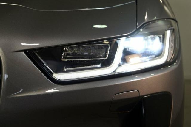 Jaguar I-pace SE