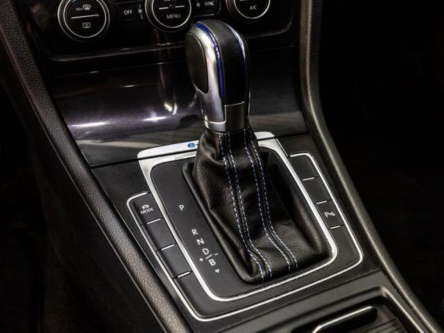 Volkswagen E-golf ePower 136cv auto.