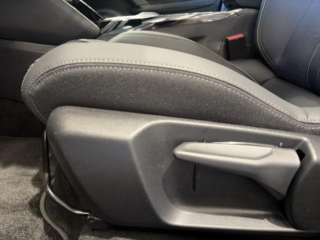 Peugeot 2008 GT Hybrid eDCS6 107 kW (145 CV)