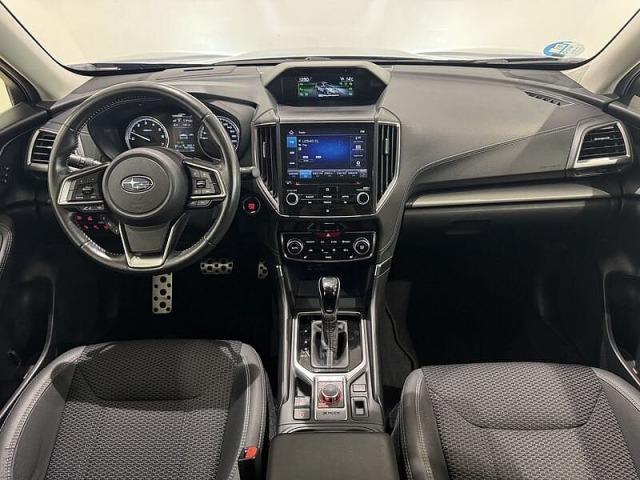 Subaru Forester 2.0i Hybrid CVT Executive