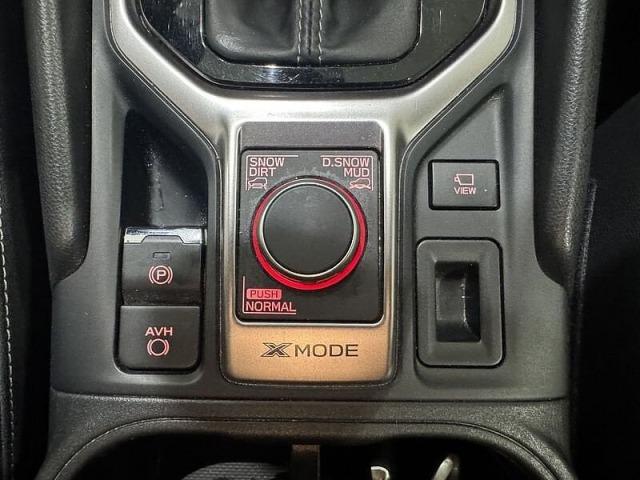 Subaru Forester 2.0i Hybrid CVT Executive