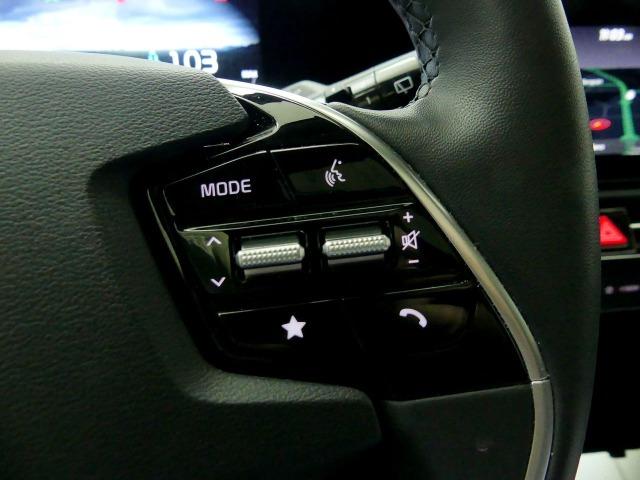 Kia Niro BEV 65KWH 150KW E-NIRO EMOTION 204 5P