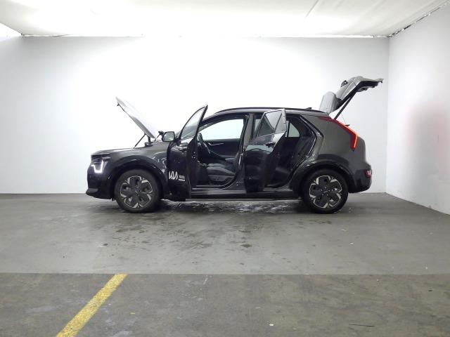 Kia Niro BEV 65KWH 150KW E-NIRO EMOTION 204 5P