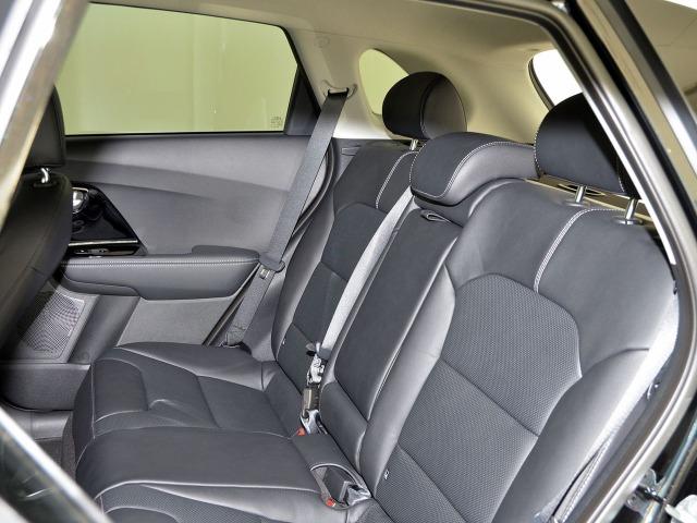 Kia Niro 1.6 GDI PHEV EMOTION 141 5P