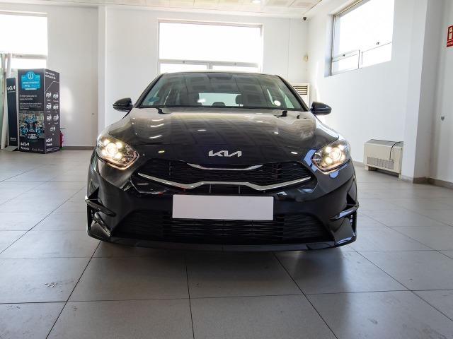 Kia Ceed 1.6 MHEV CONCEPT 136 5P