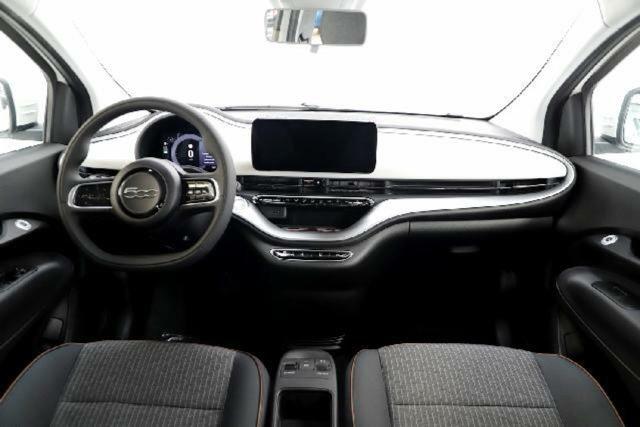 Fiat 500 BEV 42KWH ICON 118 4P