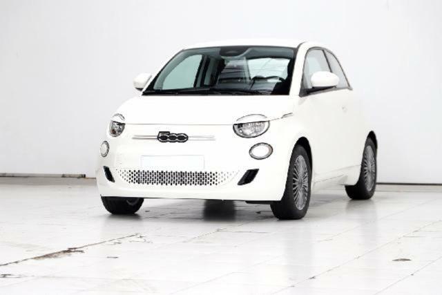 Fiat 500 BEV 42KWH ICON 118 4P