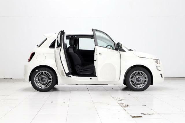 Fiat 500 BEV 42KWH ICON 118 4P