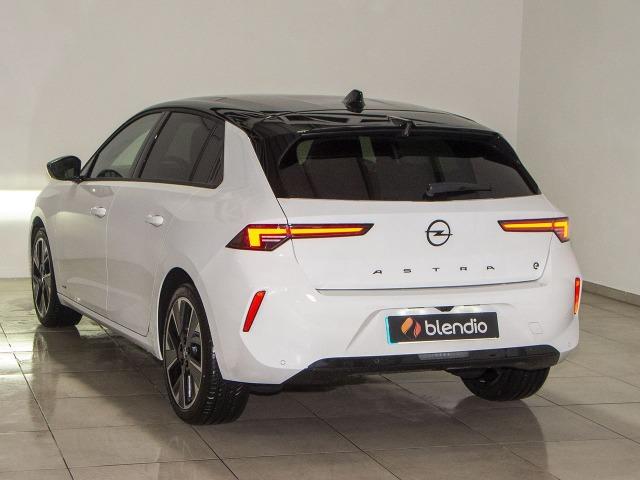 Opel Astra BEV 54KW GS AUTO 156 5P