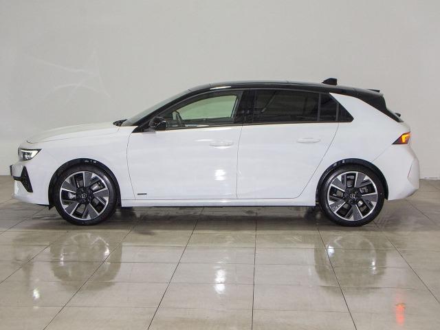 Opel Astra BEV 54KW GS AUTO 156 5P
