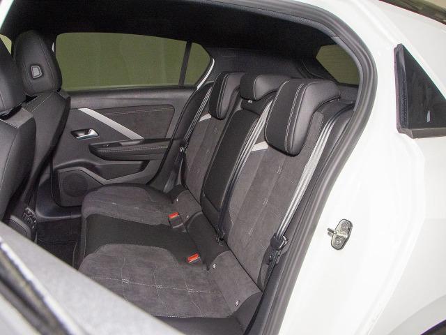 Opel Astra BEV 54KW GS AUTO 156 5P