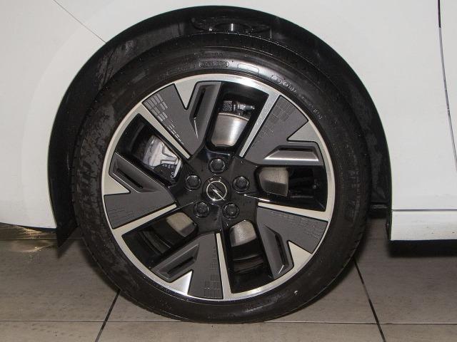 Opel Astra BEV 54KW GS AUTO 156 5P