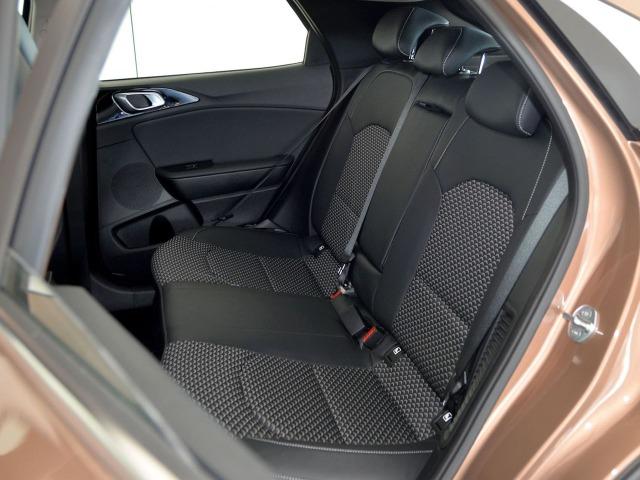 Kia Xceed 1.6 GDI PHEV ETECH 141 5P