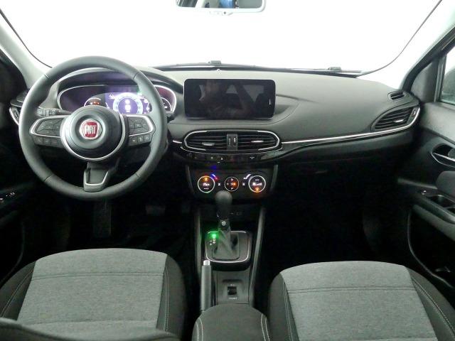 Fiat Tipo 1.5 HYBRID MHEV DCT CROSS SW 130 5P