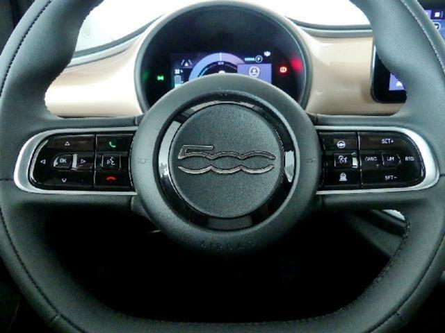 Fiat 500 FIAT 500E CABRIO ICON 87KW 118CV