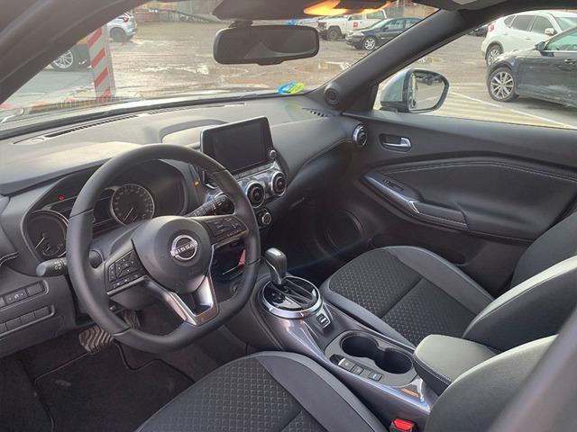 Nissan Juke 1.6 HYBRID HEV 105KW N-DESIGN SILVER AUT 143 5P