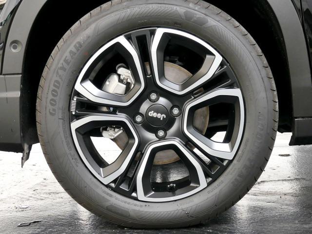 Jeep Avenger BEV 54KWH SUMMIT 156 5P