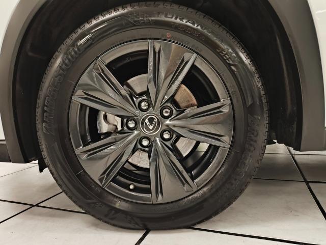 Lexus Ux 250h Business 2WD 135 kW (184 CV)