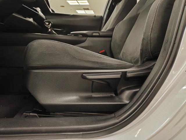 Lexus Ux 250h Business 2WD 135 kW (184 CV)