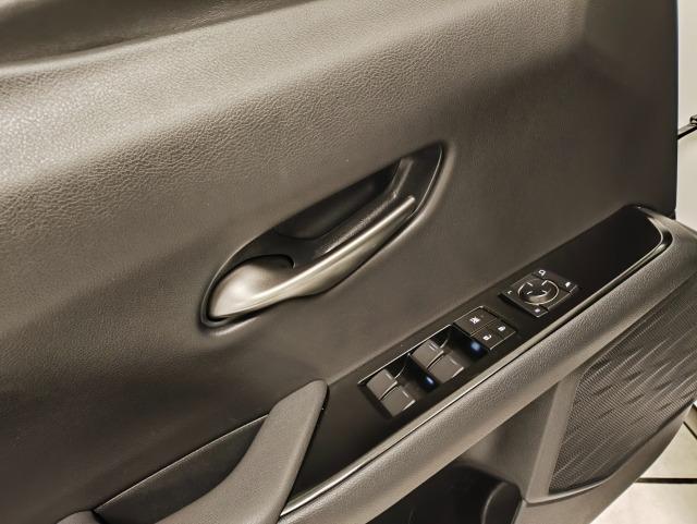 Lexus Ux 250h Business 2WD 135 kW (184 CV)