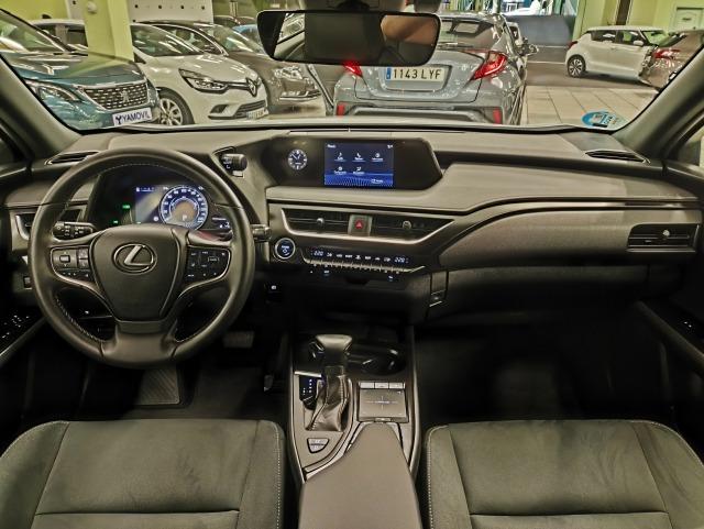 Lexus Ux 250h Business 2WD 135 kW (184 CV)