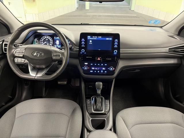 Hyundai Ioniq 1.6 GDI PHEV Klass DCT 104 kW (141 CV)