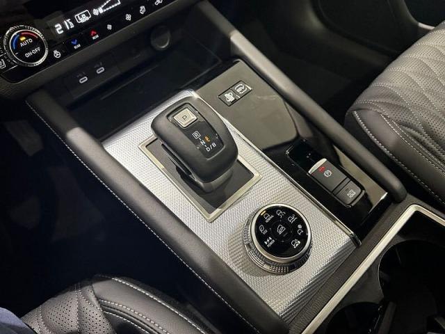 Mitsubishi Outlander PHEV 4WD Kaiteki+