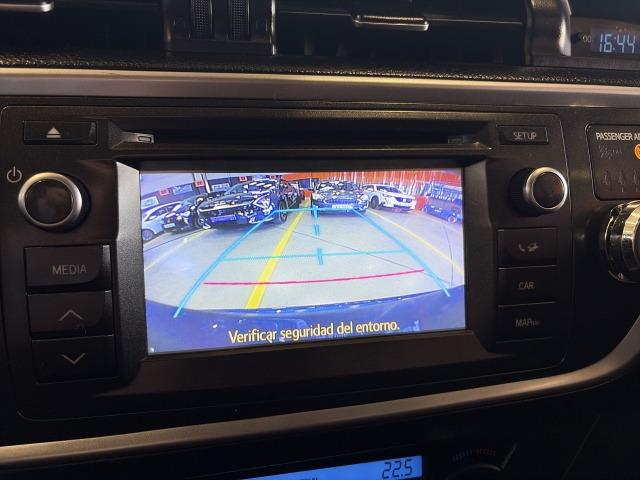 Toyota Auris Hybrid Advance 100 kW (136 CV)