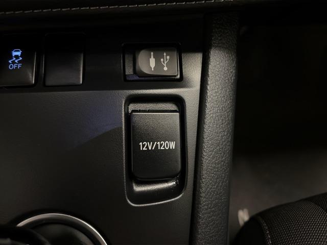 Toyota Auris 140H Hybrid Active (Business Plus) 100 kW (136 CV)