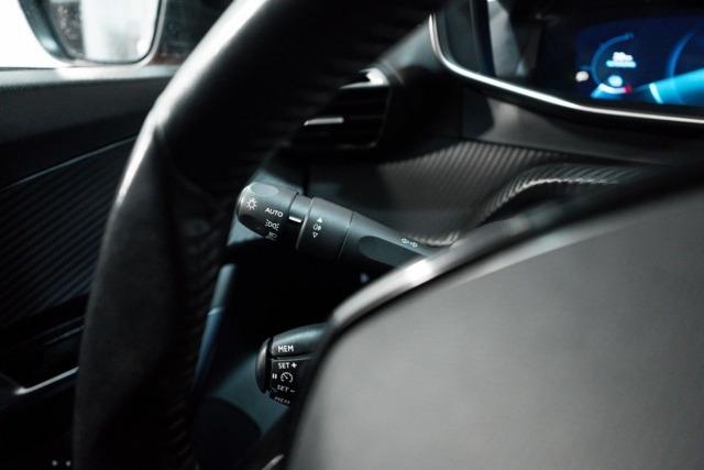 Peugeot 2008 ELÉCTRICO136CV 5P ALLURE