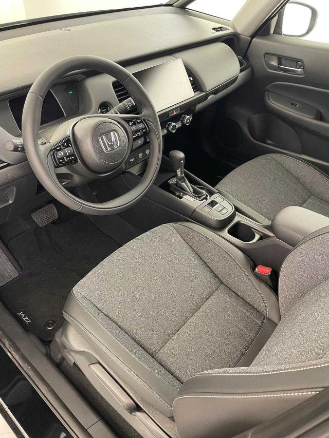 Honda Jazz ADVANCE