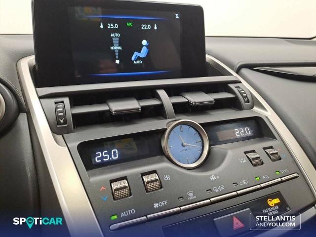Lexus Nx 2.5 300h  Navigation 2WD Business