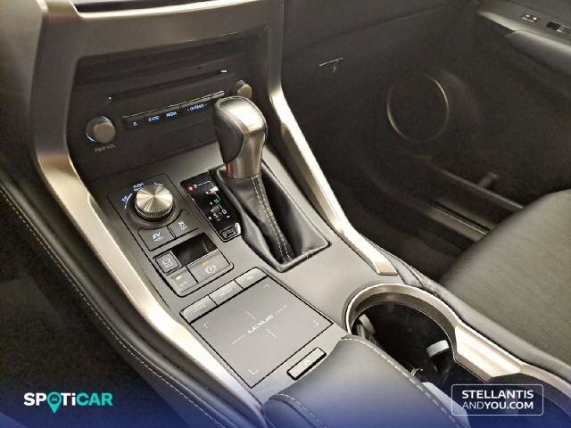 Lexus Nx 2.5 300h  Navigation 2WD Business
