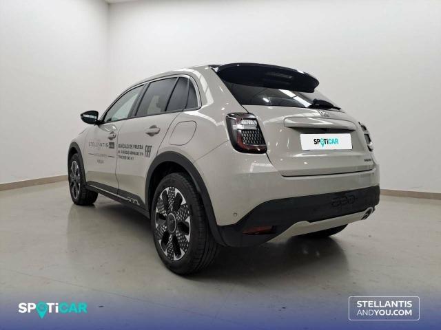 Fiat 600 600 MHEV  1.2 74kW (100CV) DDCT La prima