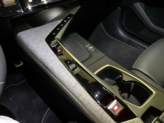 Peugeot 3008 Eléctrico 157kW GT