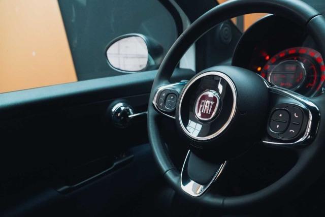 Fiat 500 Cult 1.0 Hybrid 51KW (70 CV)