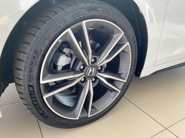 Honda Civic E:hev CVT