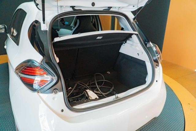 Renault Zoe berlina con portón intens 100 kw r135 batería 50kwh