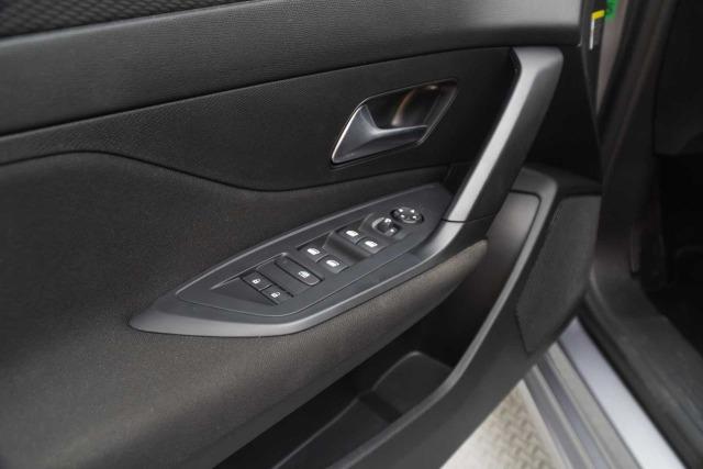 Peugeot 308 5p active pack hybrid 180 eeat8