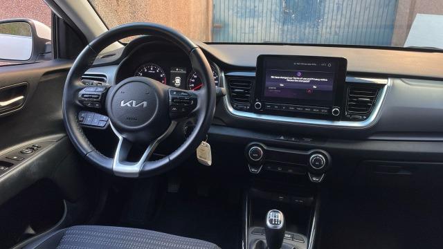 Kia Stonic 1.0 T-GDI MHEV IMT 74KW DRIVE 100CV 5P