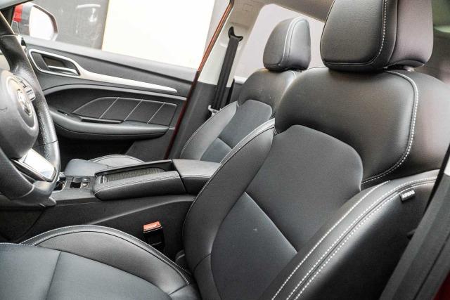 MG Zs luxury 5d 105kw
