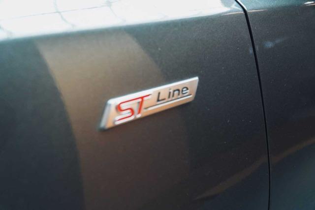 Ford Focus 1.0 ecoboost hybrid st-line (euro 6d)