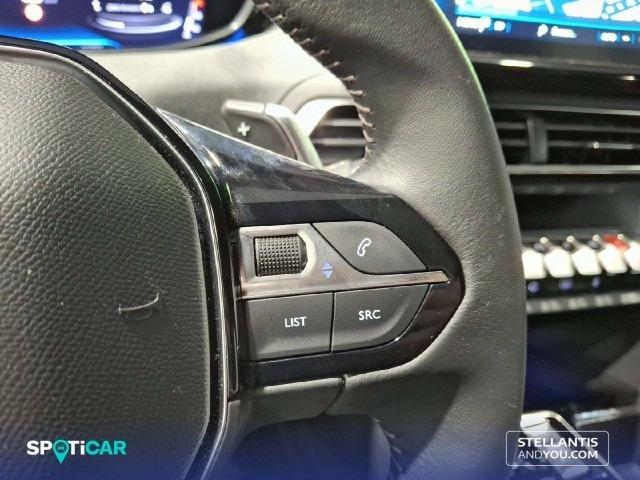 Peugeot 3008 1.2 100KW  eDCS6 Allure Pack