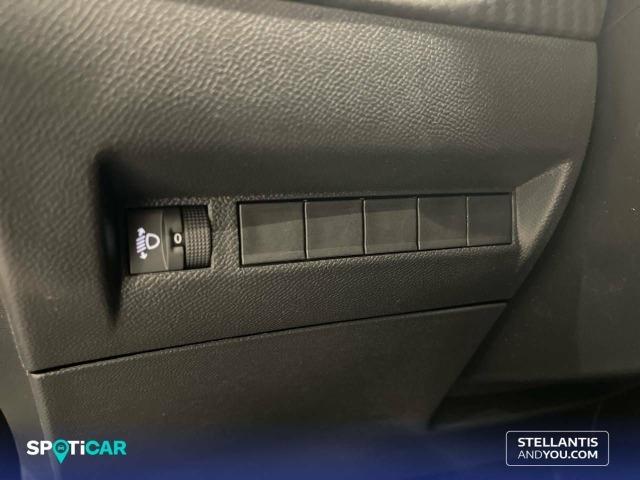 Peugeot 2008 N2008  Hybrid 136 eDCS6 Style